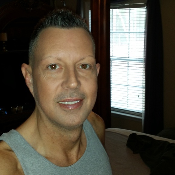 I am live, come hang out!!! - Picture 1 of 7